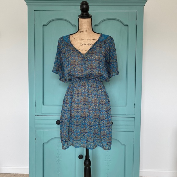 Xhilaration Blue Print Dress. Lace Detail at neck and back. Medium - Picture 1 of 8